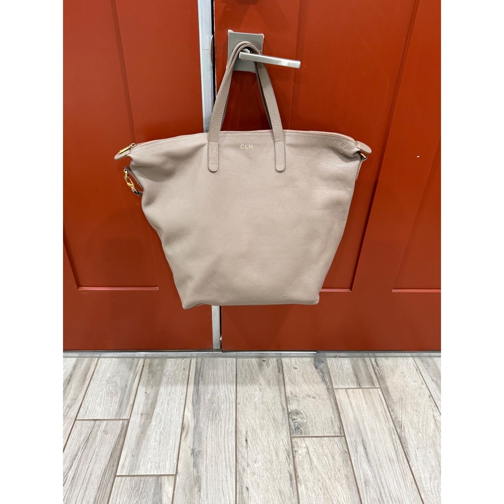 Cuyana Zippered Satchel Taupe Pebbled Leather Tote Bag Monogram‎ CLH